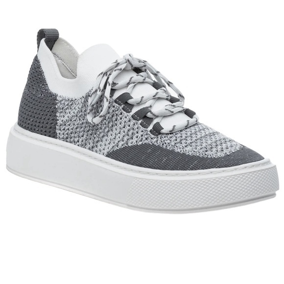 J SLIDES NYC Duchess Lace-Up Fashion Sneaker‎ White/Lite Gray Size 9 - Picture 1 of 8